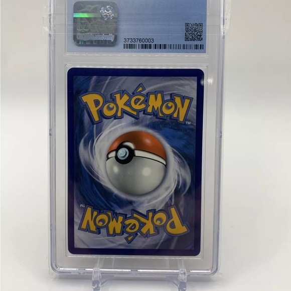 Pokemon Charizard - Picture 2 of 3